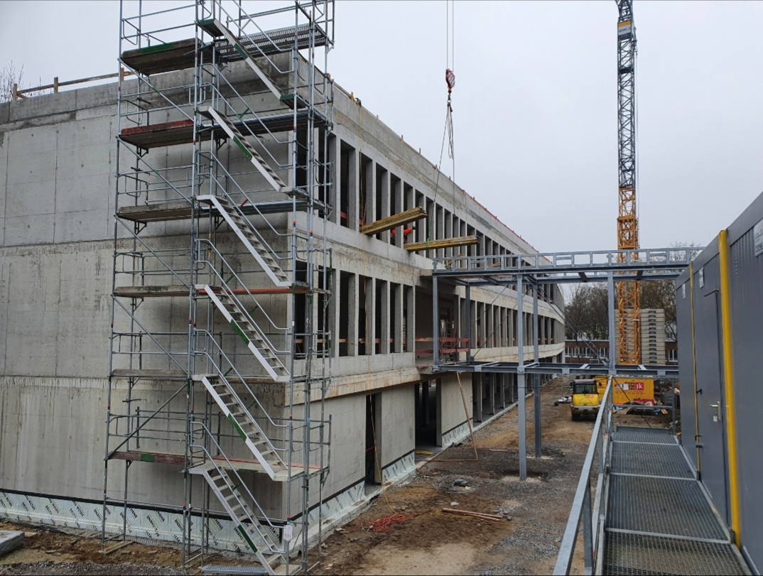 Vali Fenster und Türen